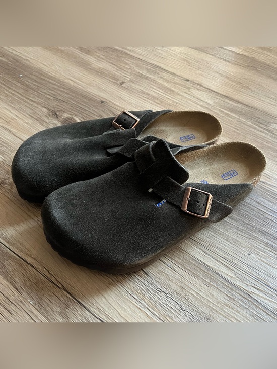Birkenstock Other - Birkenstock Men's Suede Clog in Dark Gray with Copper Buckle